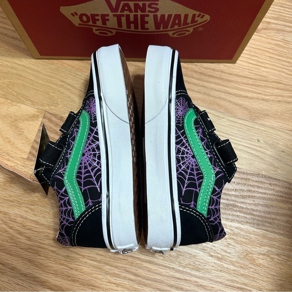 Vans Glow in the Dark Spider Web Sneakers Shoes NEW  Sz 11 Youth Kids Toddler - Picture 3 of 7